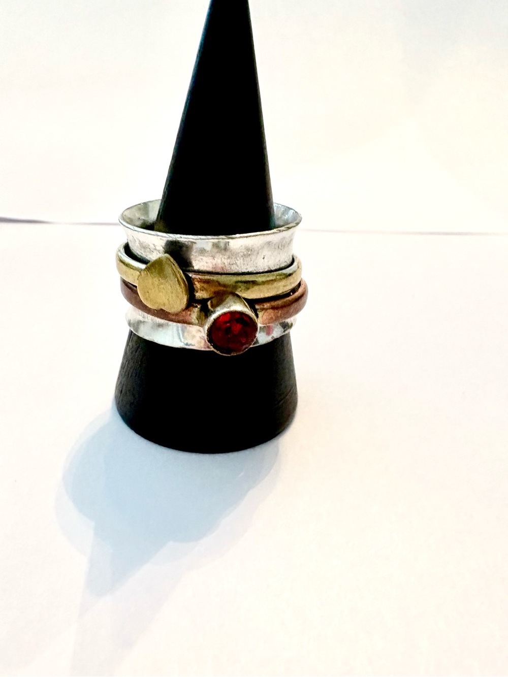 Multi metals, 925 marked, Garnet, ring size, 81/2